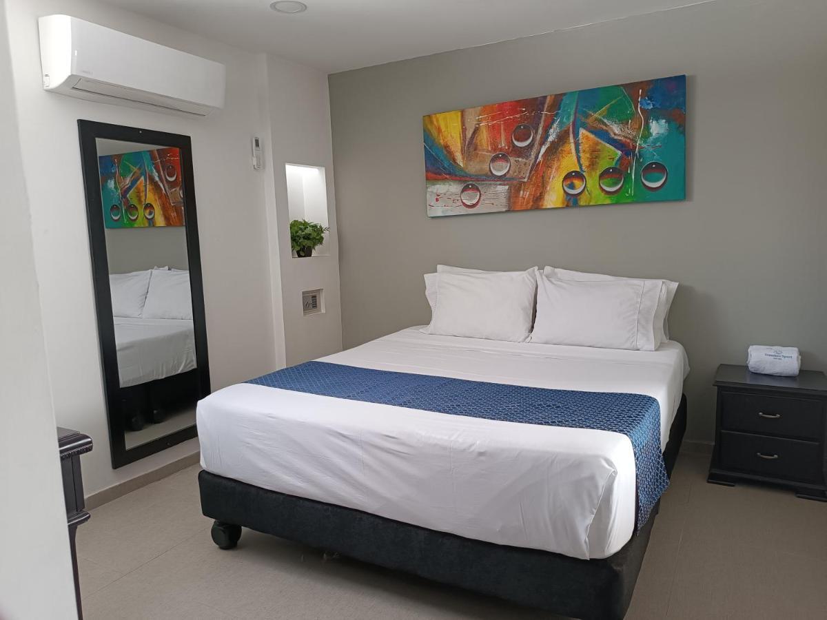 Hotel Travelers Sport กาลี ภายนอก รูปภาพ